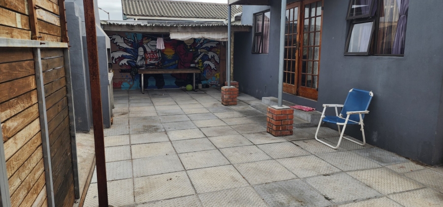 3 Bedroom Property for Sale in New Woodlands Western Cape